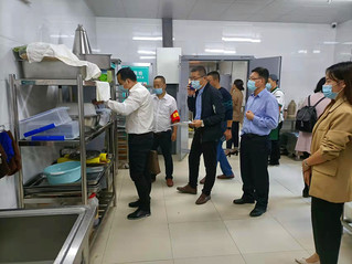 上级部门来kaiyun新校区食堂检查指...